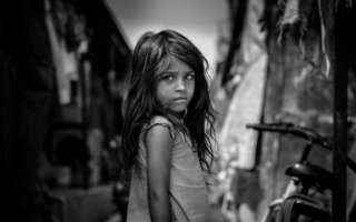 Reggie Menacherry Photography Newspaper girl blog